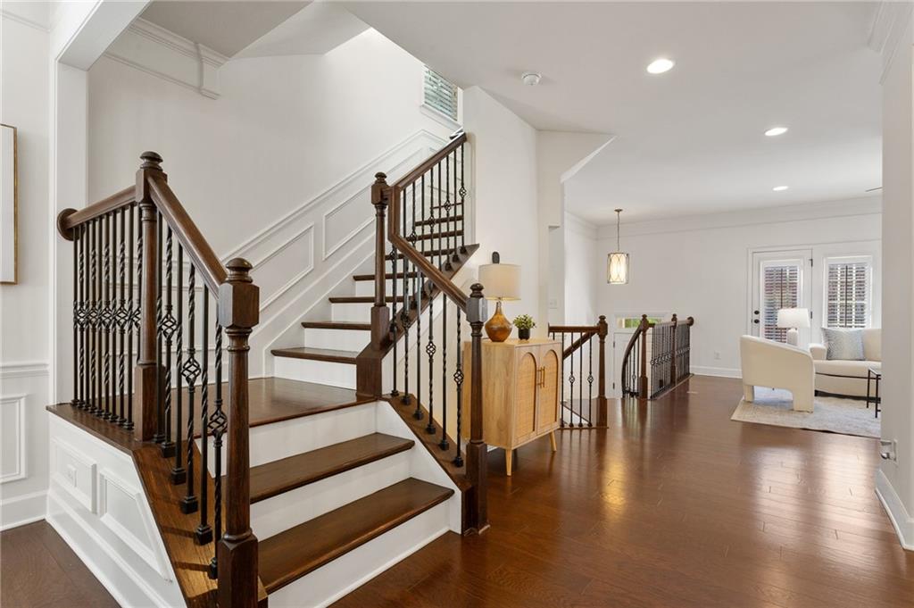 3261 Ferncliff Lane