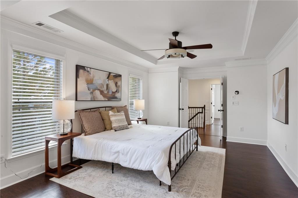 3261 Ferncliff Lane