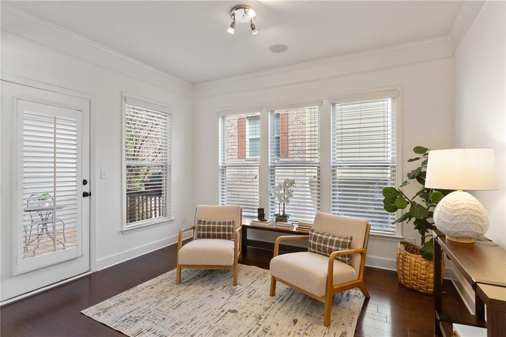 3261 Ferncliff Lane