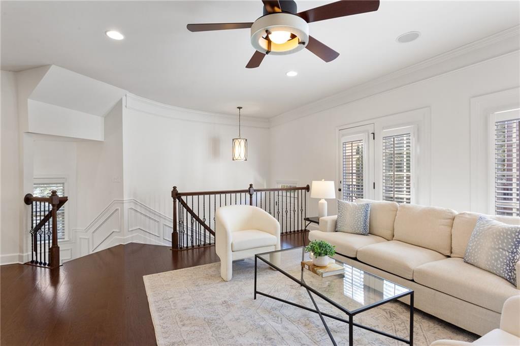 3261 Ferncliff Lane