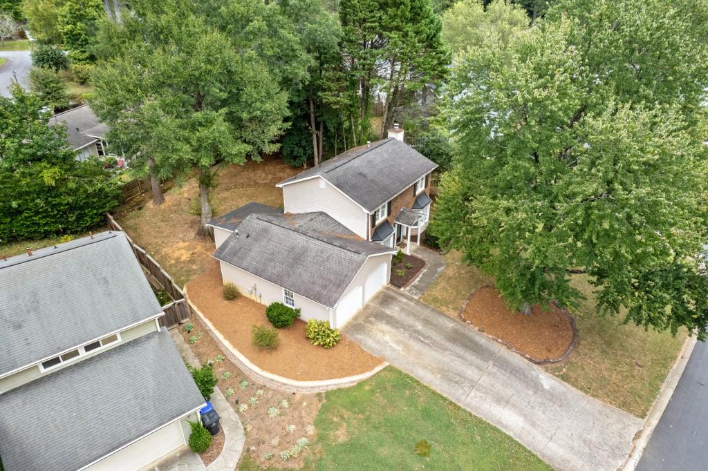 280 Sea Holly Circle