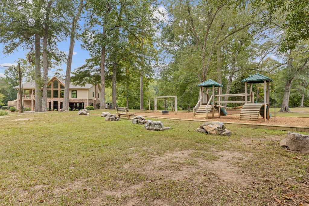 280 Sea Holly Circle