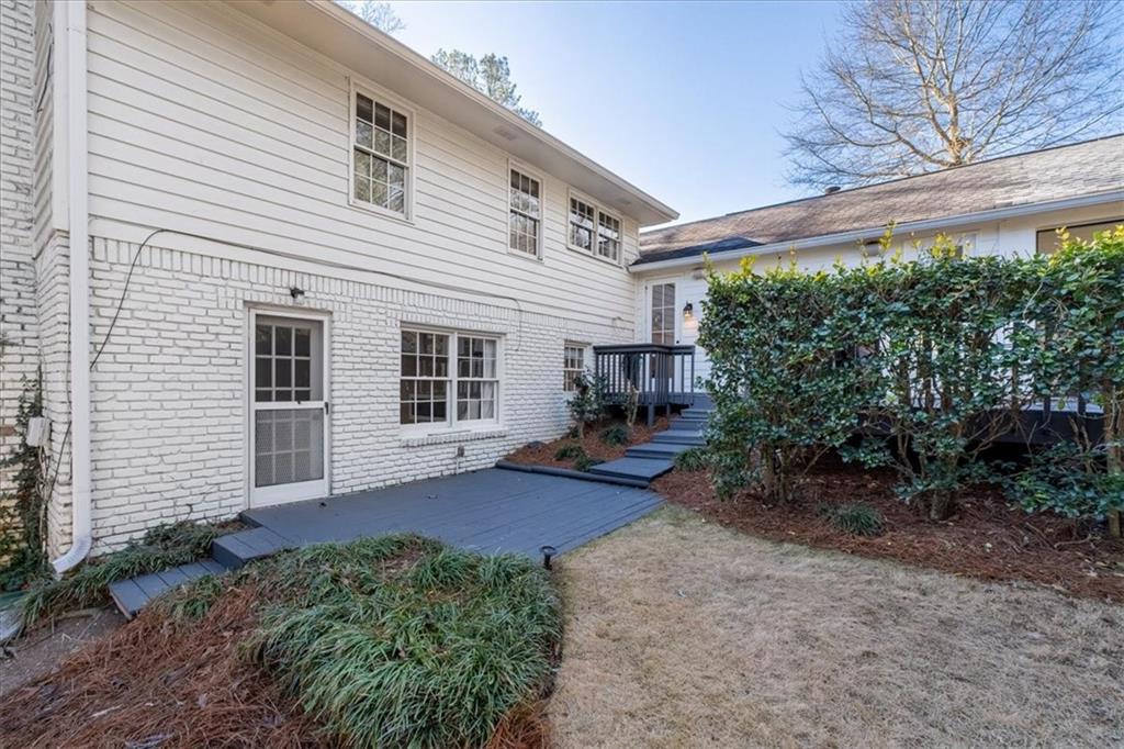 4266 Valley Trail Drive SE