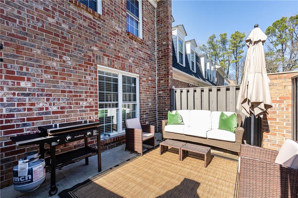 15 Kings Tavern Place NW