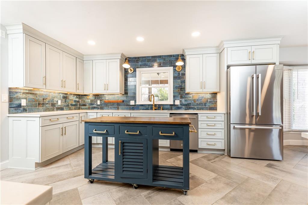 365 Millbrook Trace