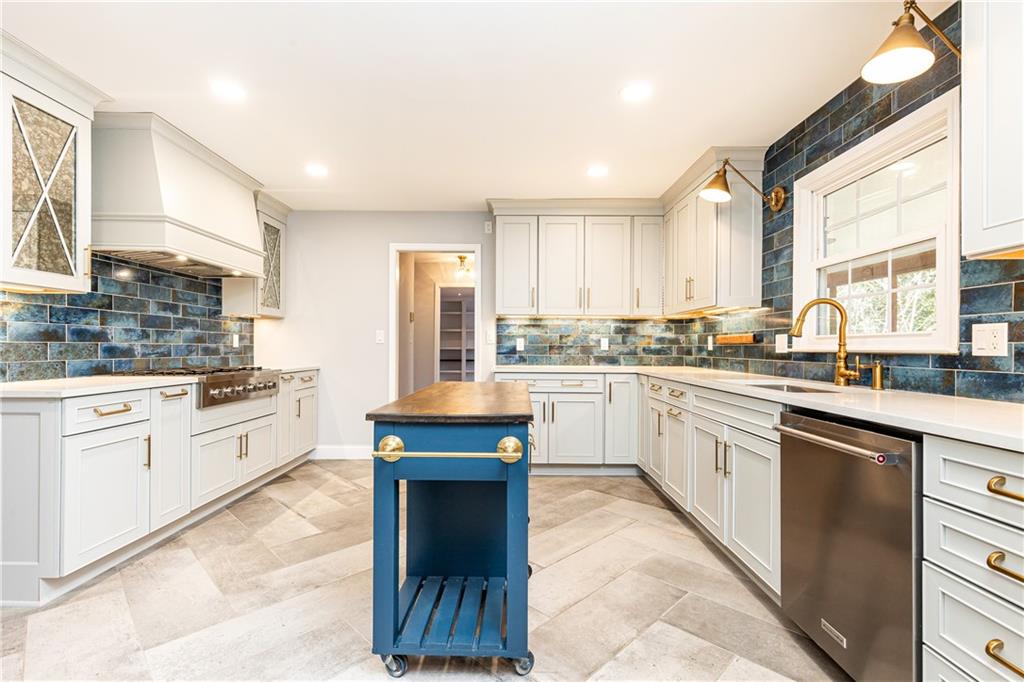365 Millbrook Trace