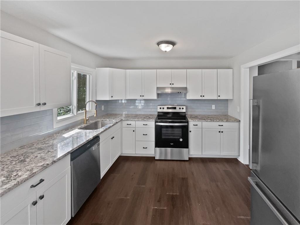 332 Hickory Acres Drive SE