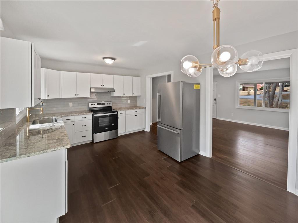 332 Hickory Acres Drive SE