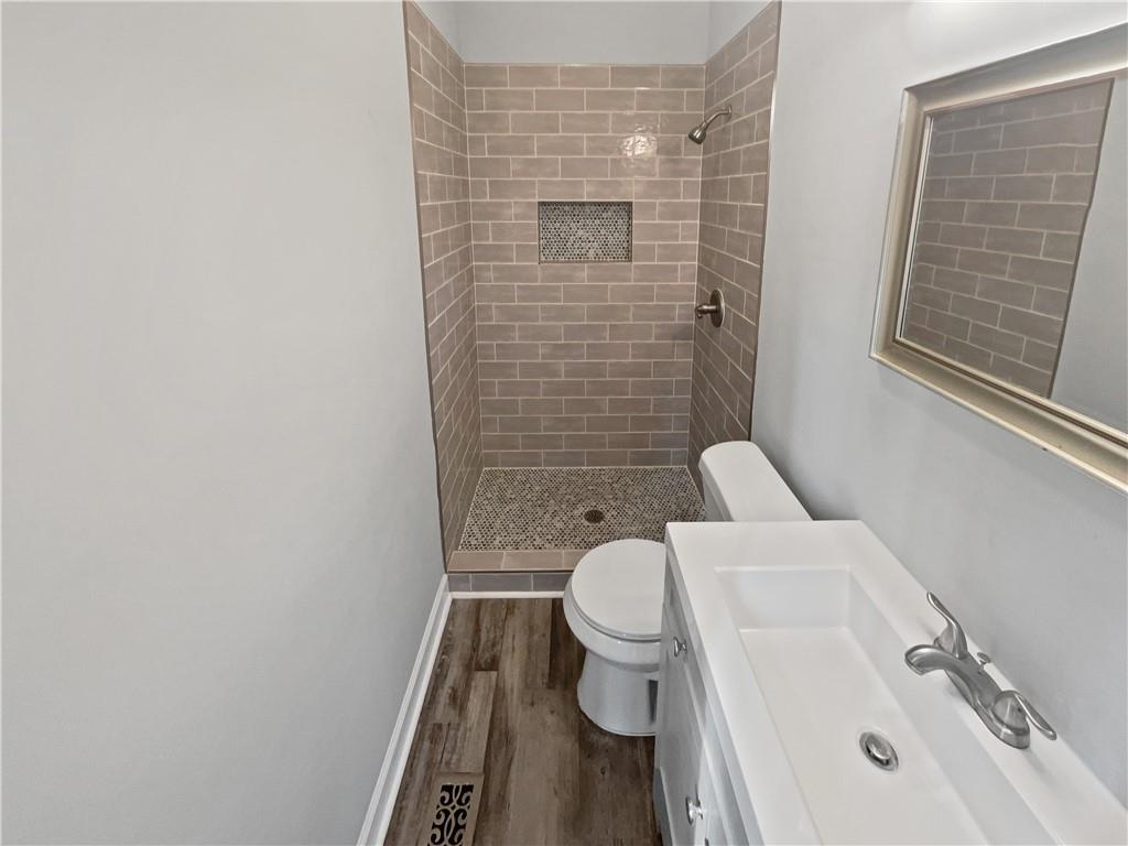 332 Hickory Acres Drive SE