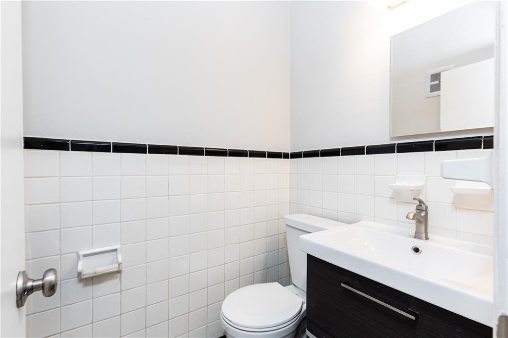 430 Lindbergh Drive NE Unit M1