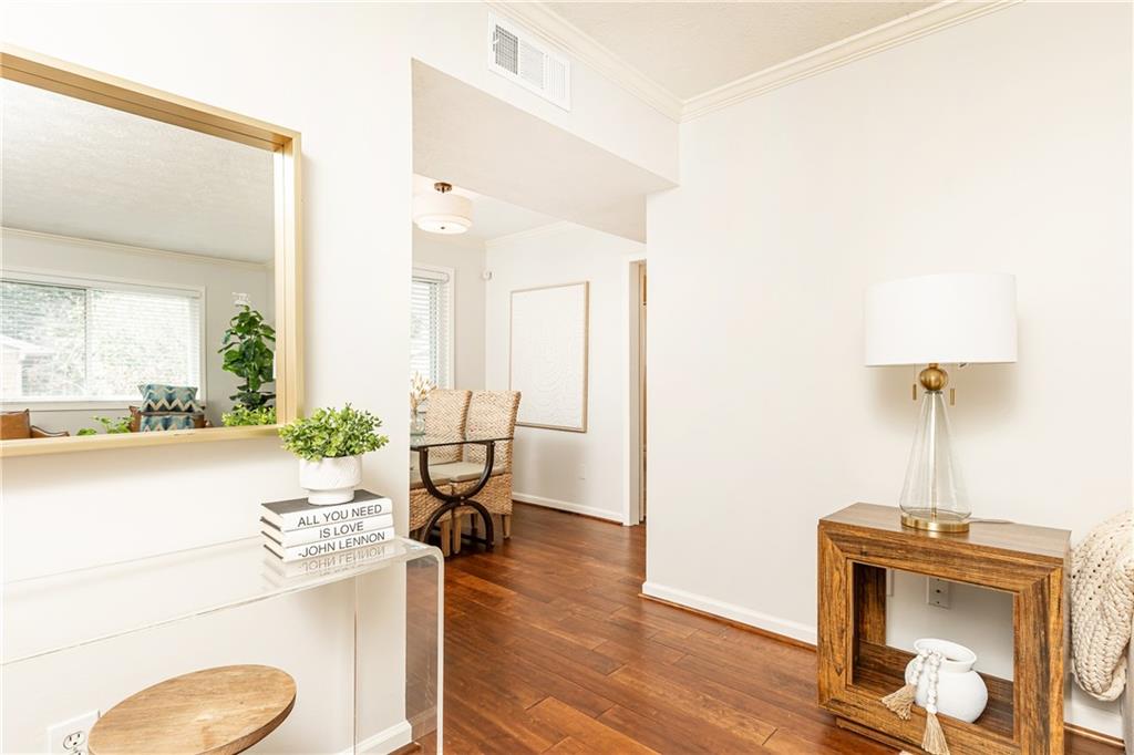 100 Biscayne Drive NW Unit 4