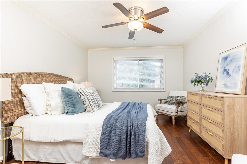 100 Biscayne Drive NW Unit 4