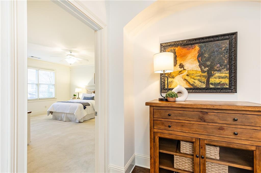 765 Glengate Place