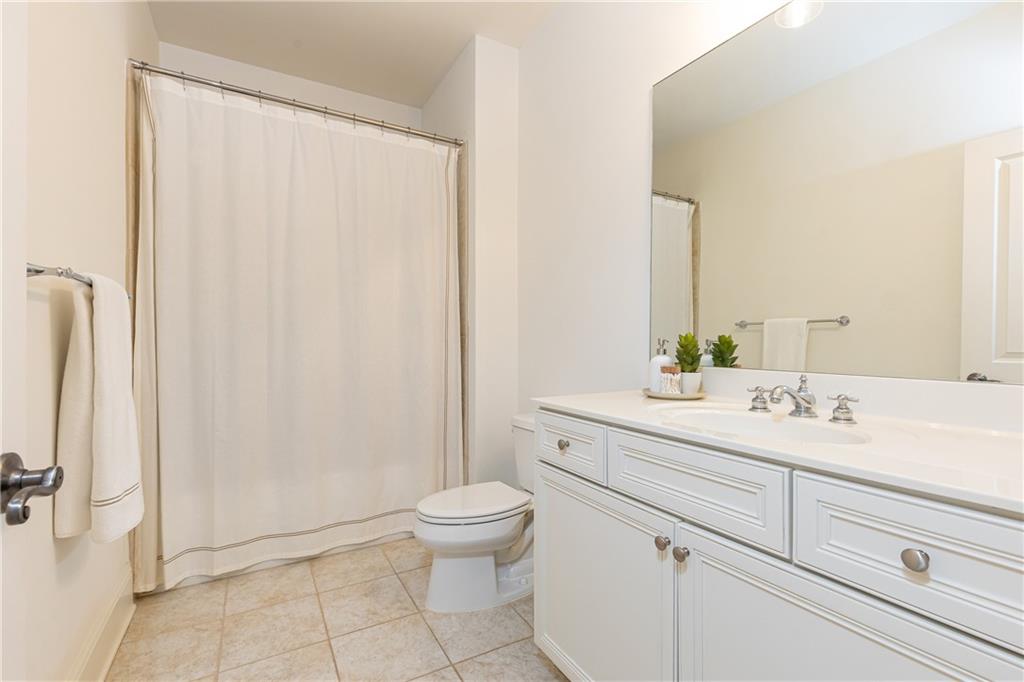 765 Glengate Place