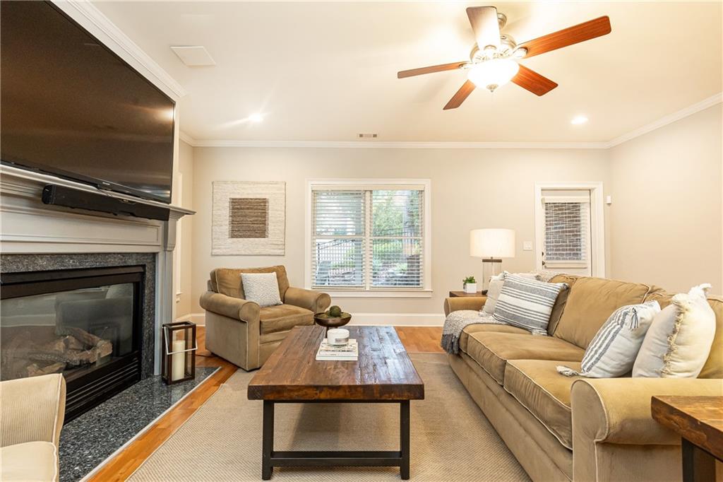 765 Glengate Place