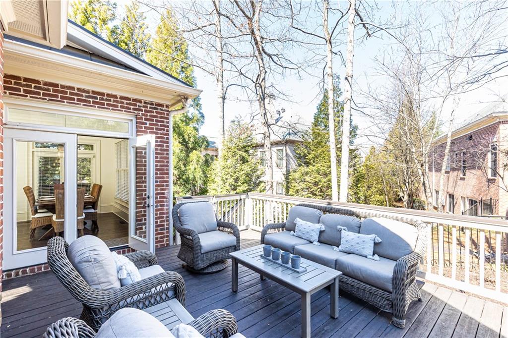 765 Glengate Place