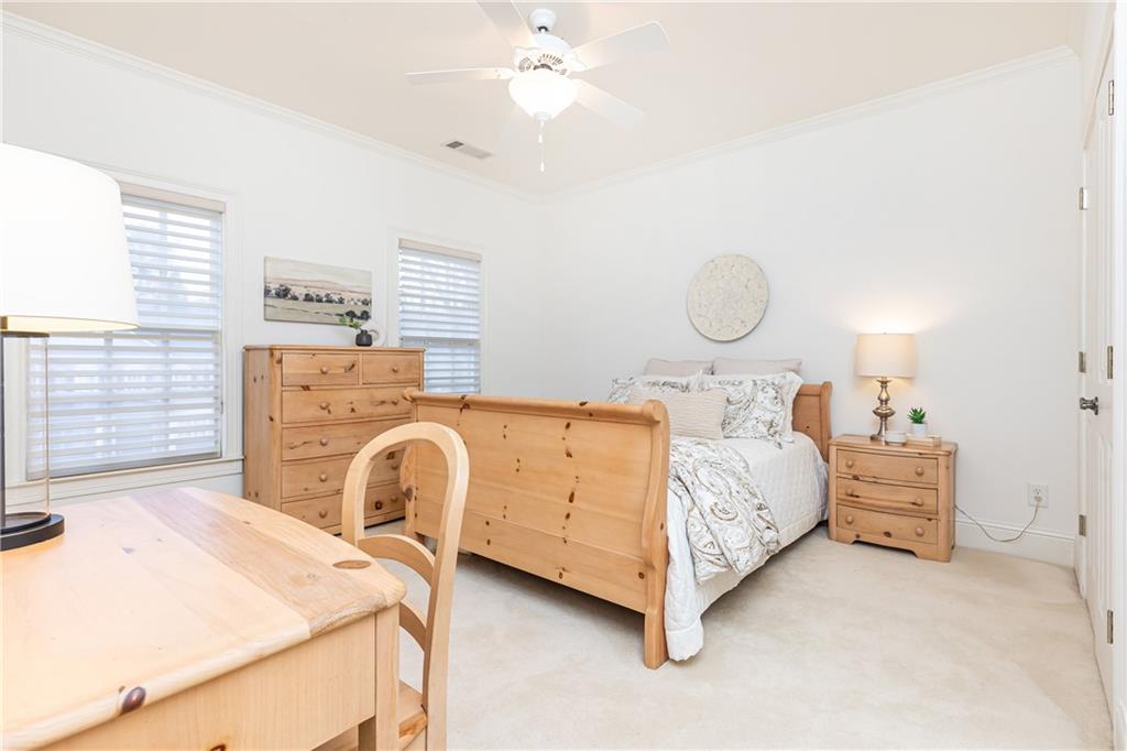 765 Glengate Place