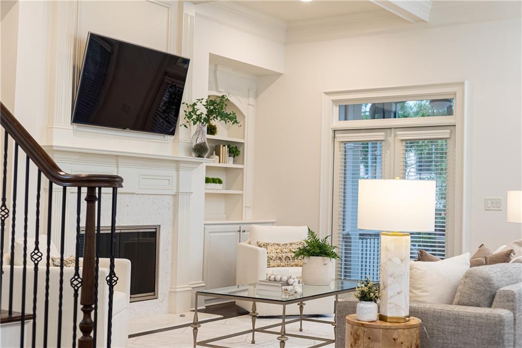 765 Glengate Place