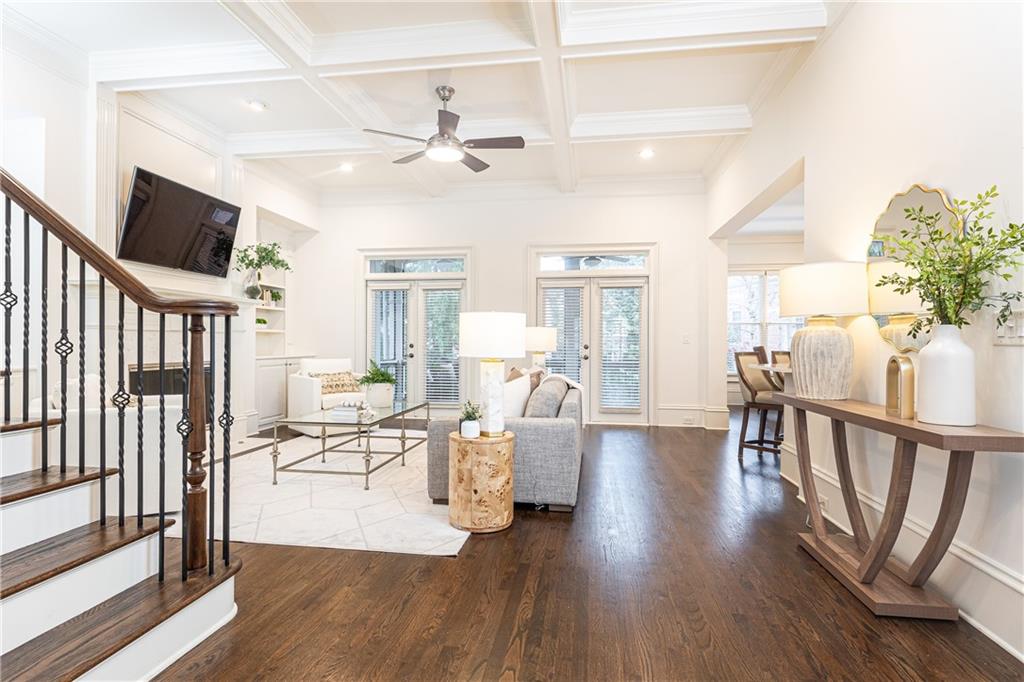 765 Glengate Place