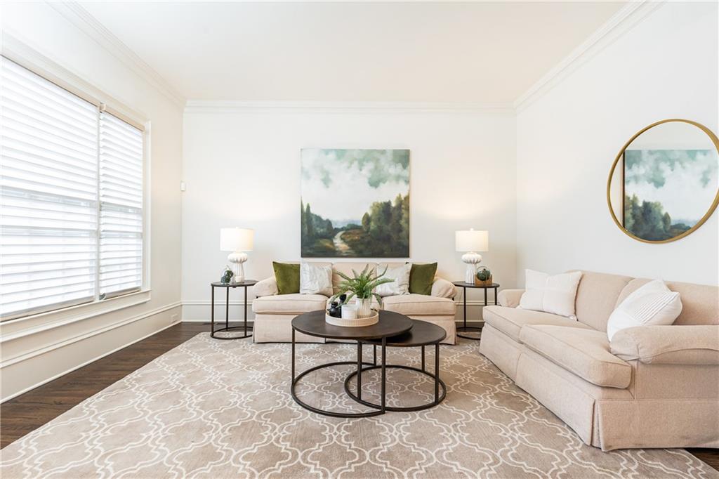 765 Glengate Place