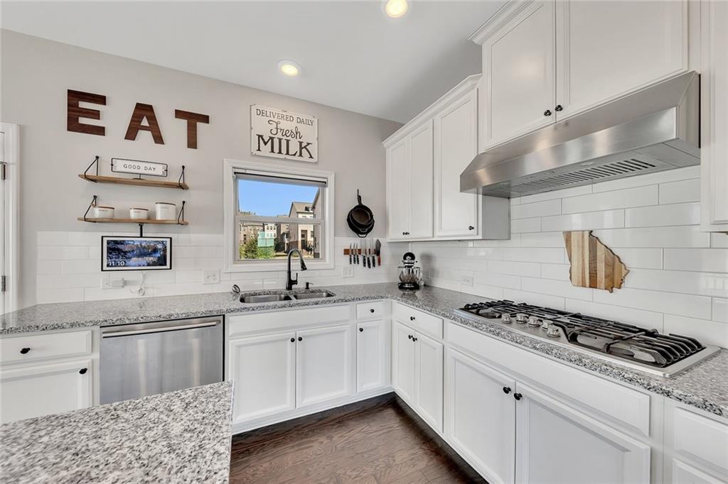 414 Montclair Court