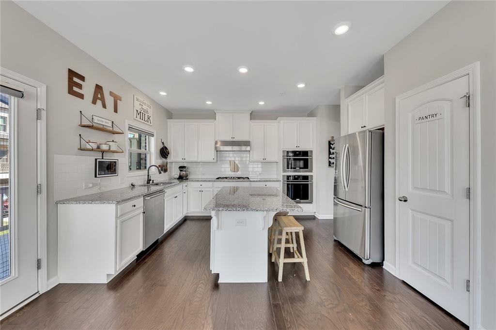 414 Montclair Court