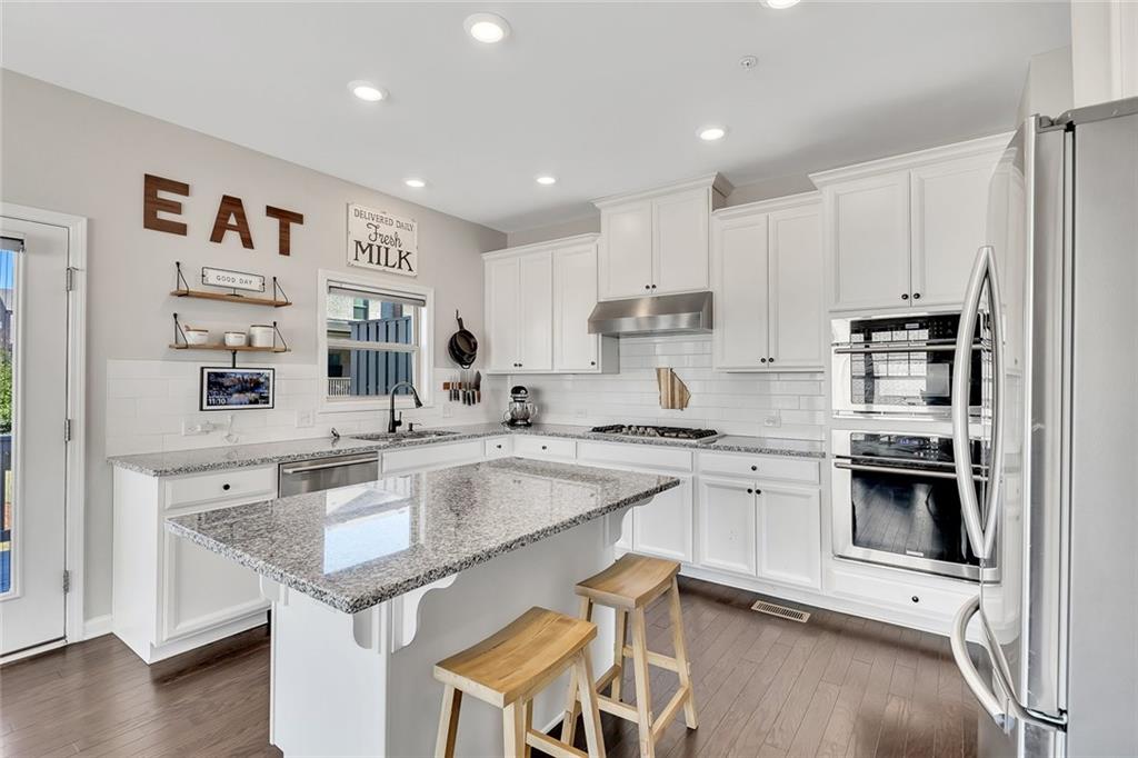 414 Montclair Court