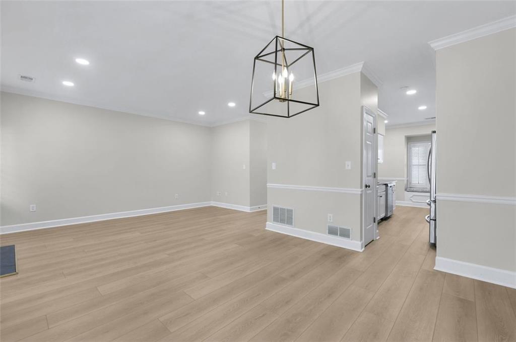 1160 WINDSOR Parkway Unit 13