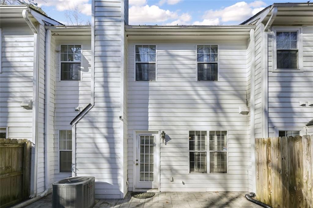 1160 WINDSOR Parkway Unit 13