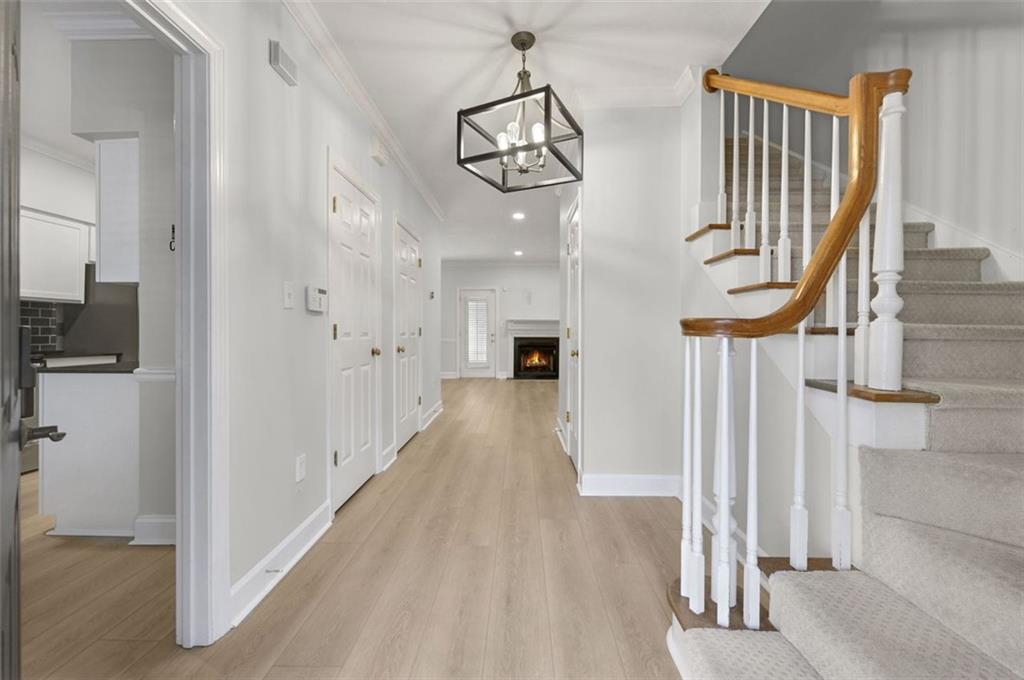 1160 WINDSOR Parkway Unit 13