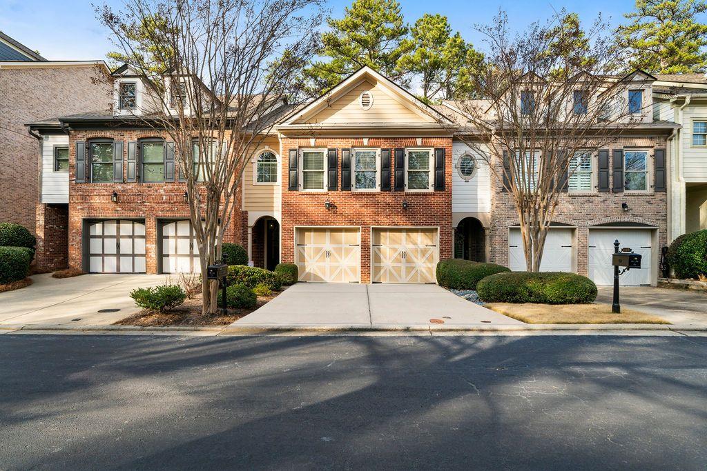2620 LONG POINTE Drive