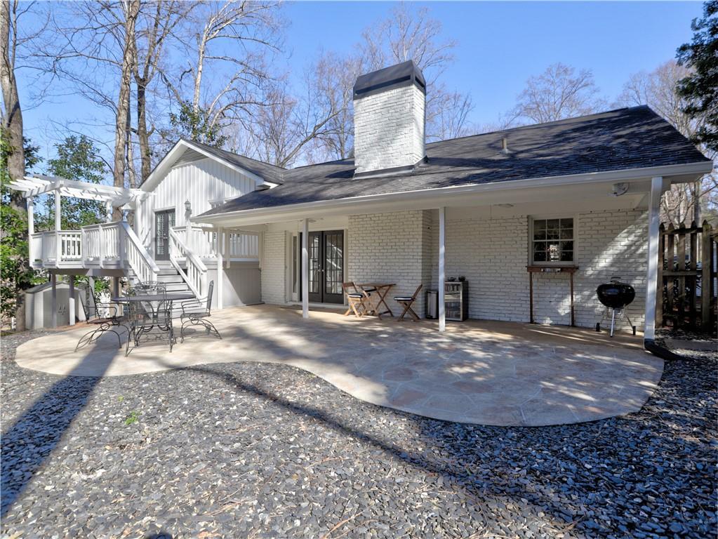 5660 Colton Drive