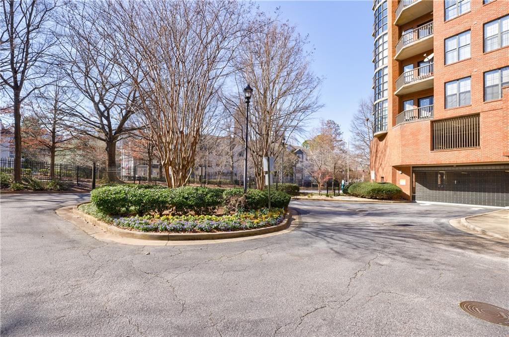 395 Central Park Place NE Unit 420