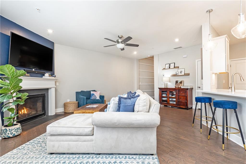 222 Ellis Lane