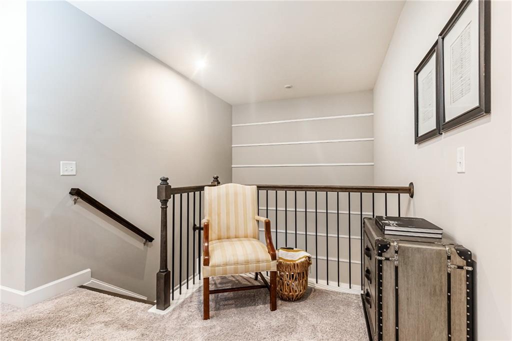 222 Ellis Lane
