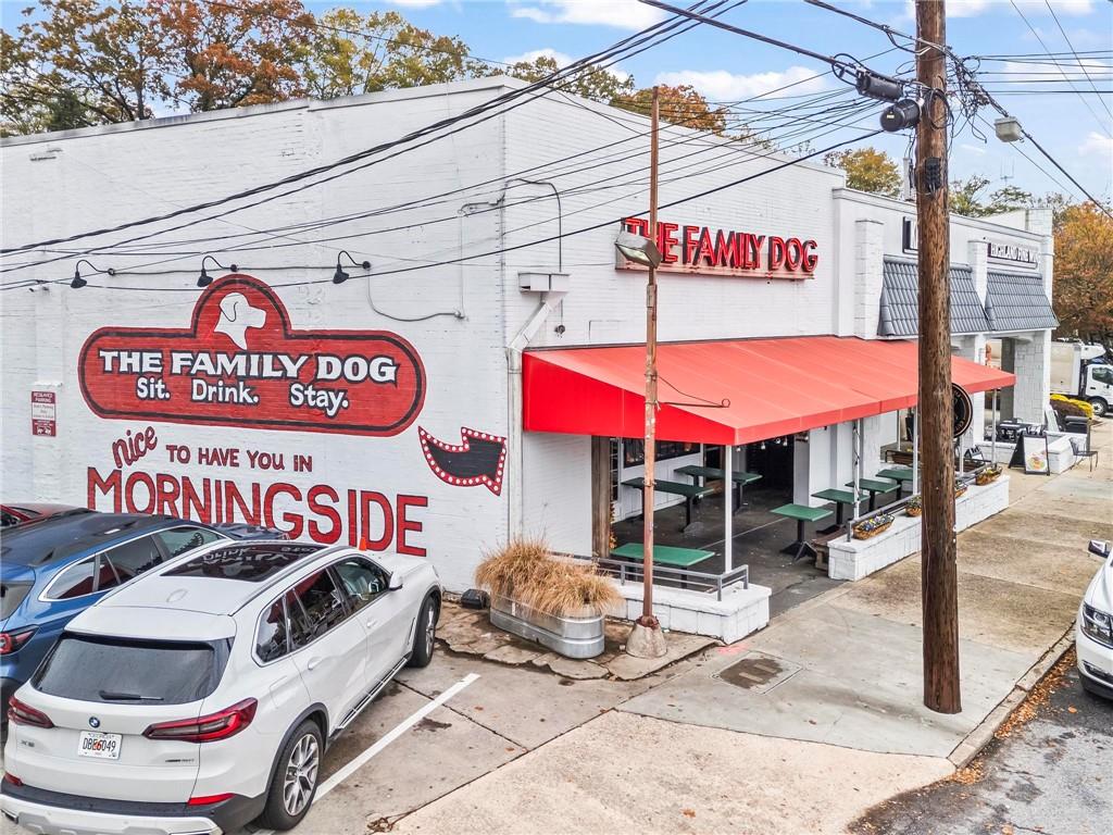 989 Amsterdam Avenue NE