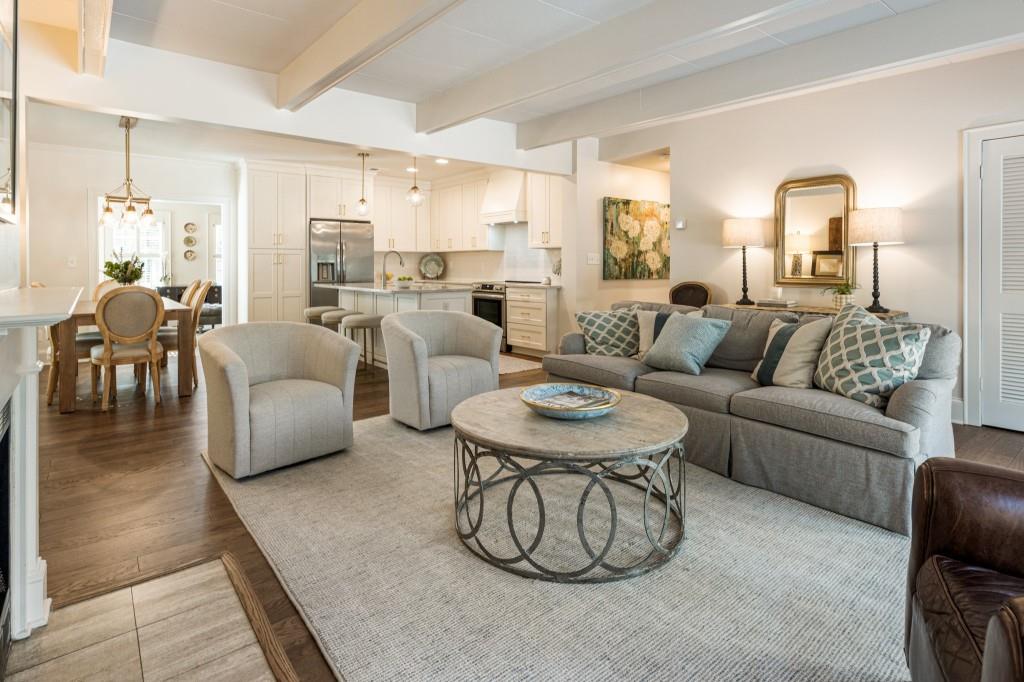 2083 Golfview Drive