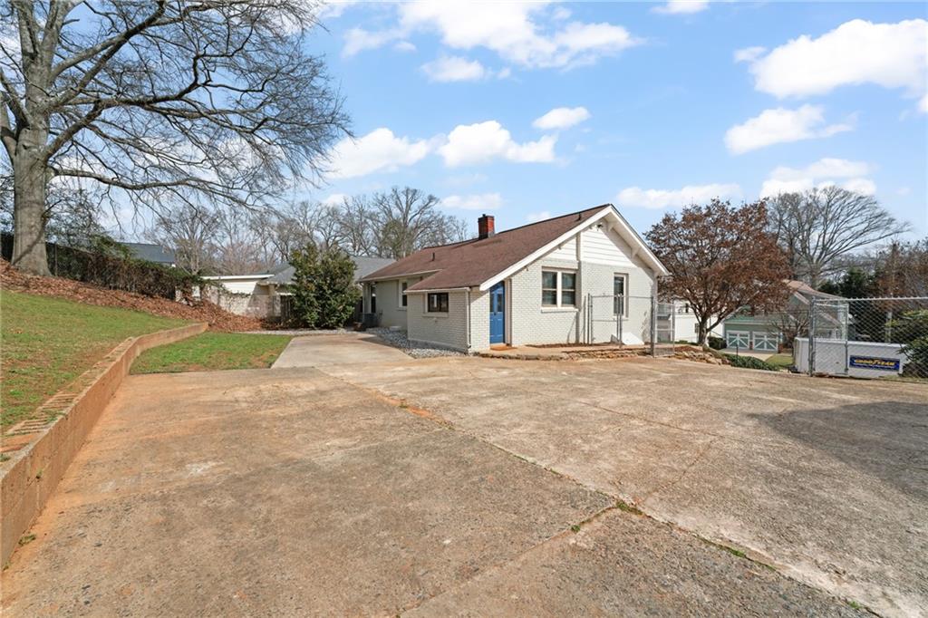 1748 Marietta Road NW