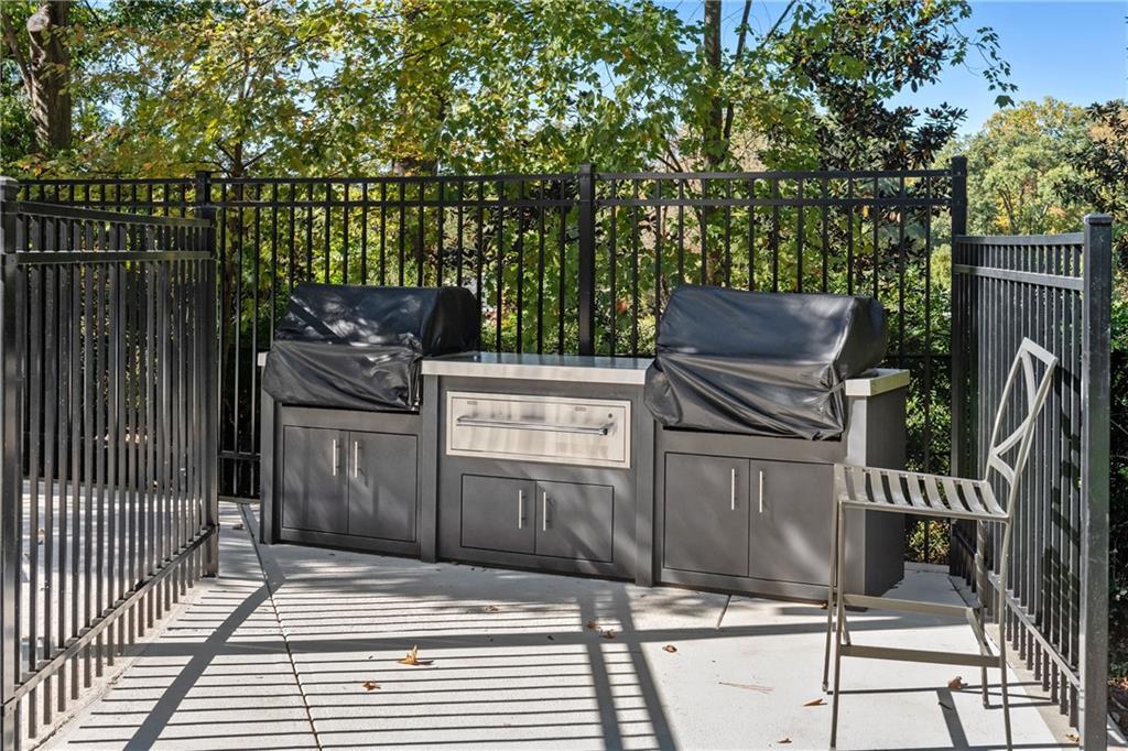 2500 Peachtree Road NW Unit 605S