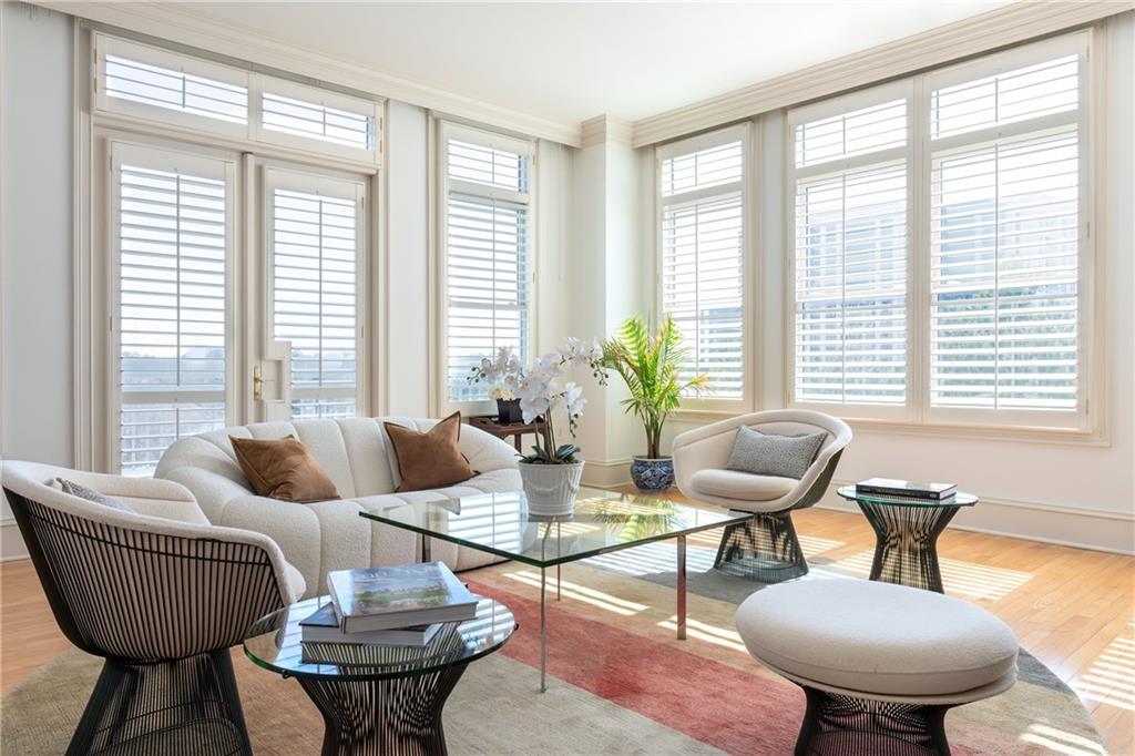 2500 Peachtree Road NW Unit 605S