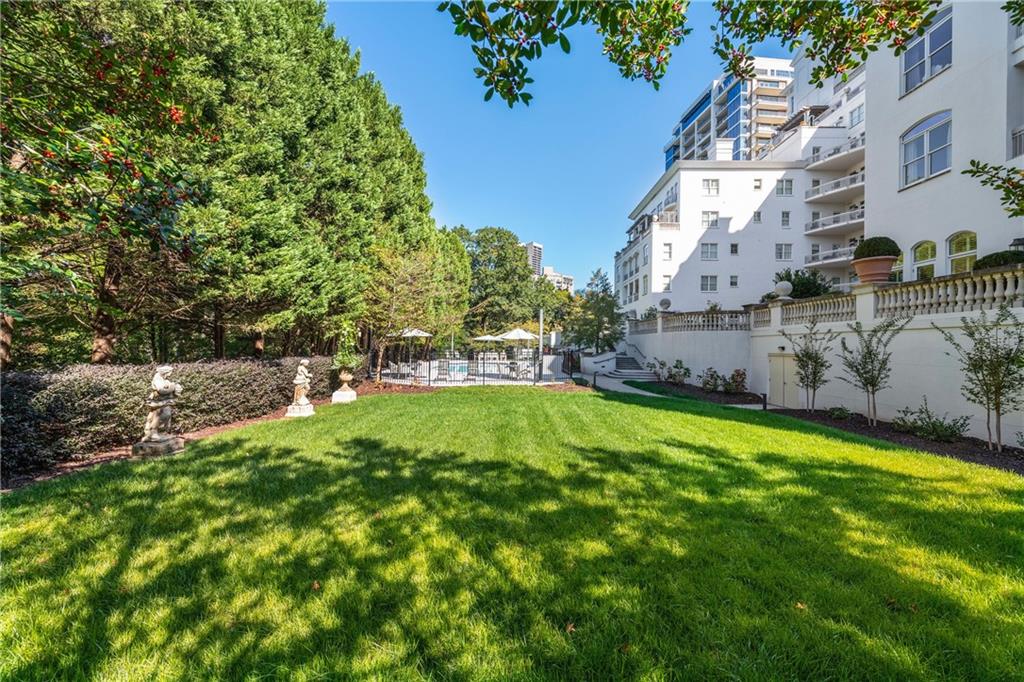 2500 Peachtree Road NW Unit 605S