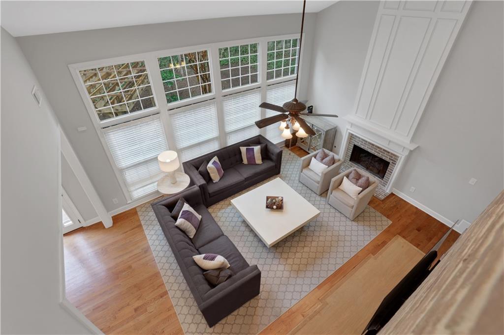 420 Glenridge Close Court