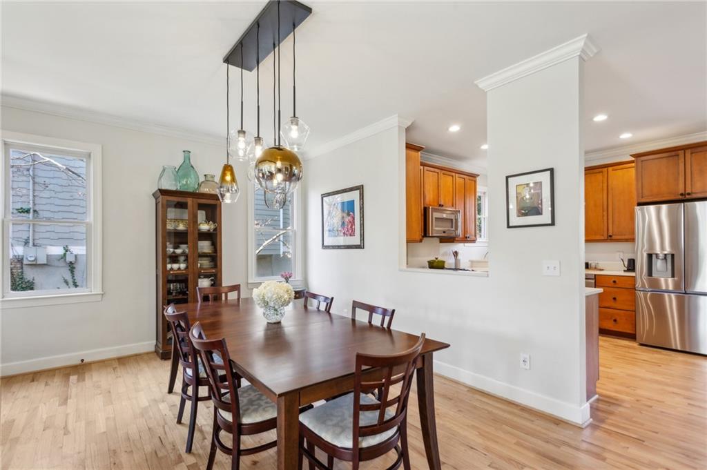 1898 Woodland Hills Avenue NW