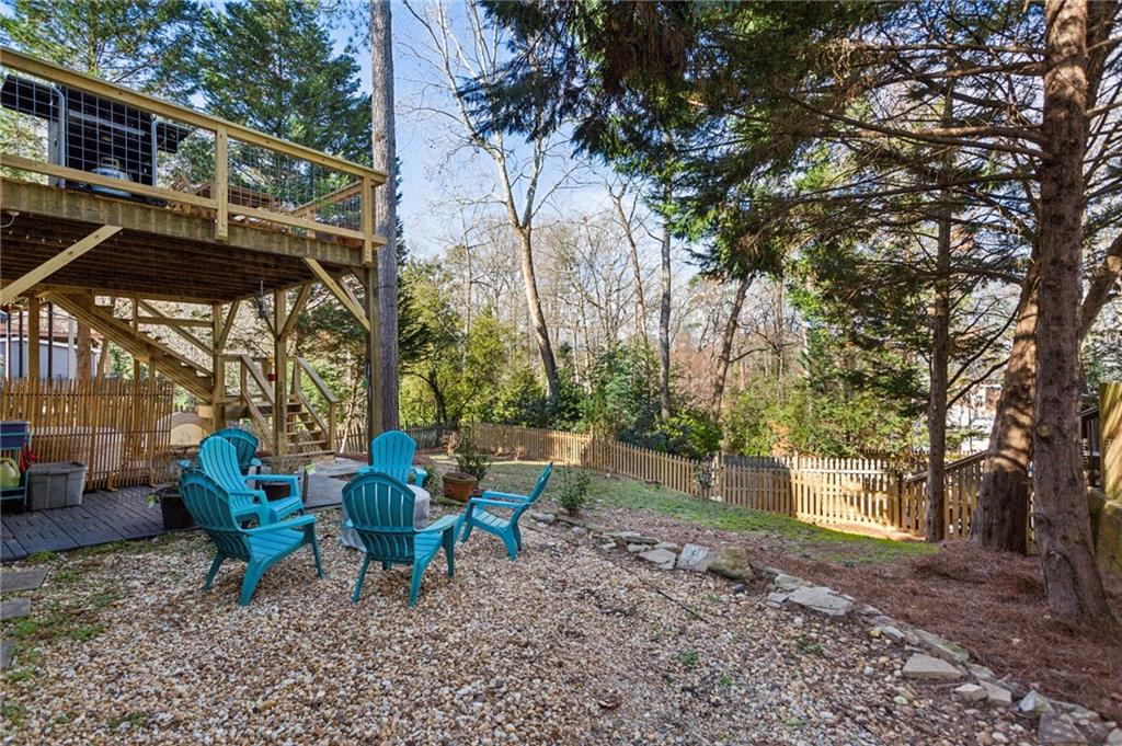 1898 Woodland Hills Avenue NW