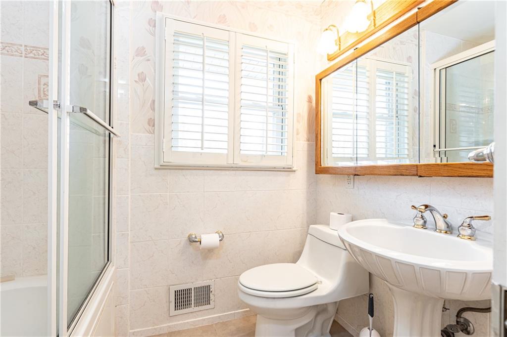7278 Selkirk Drive