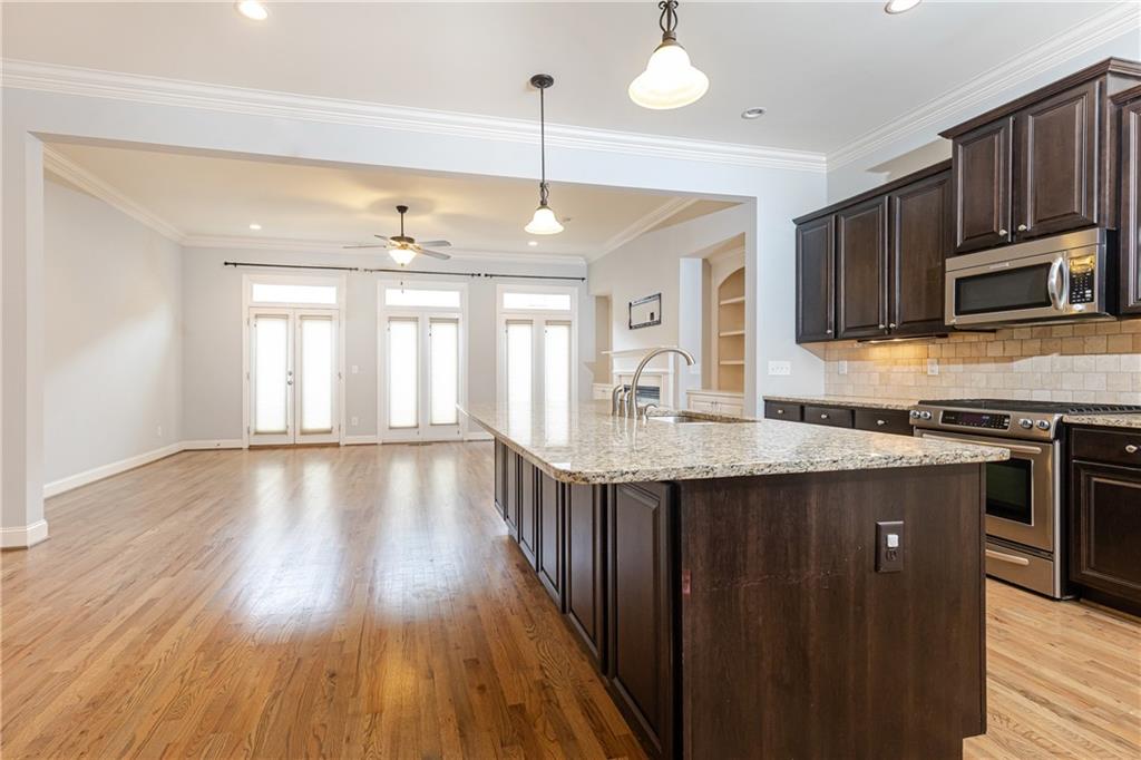 3664 Brookhaven Manor Crossing NE