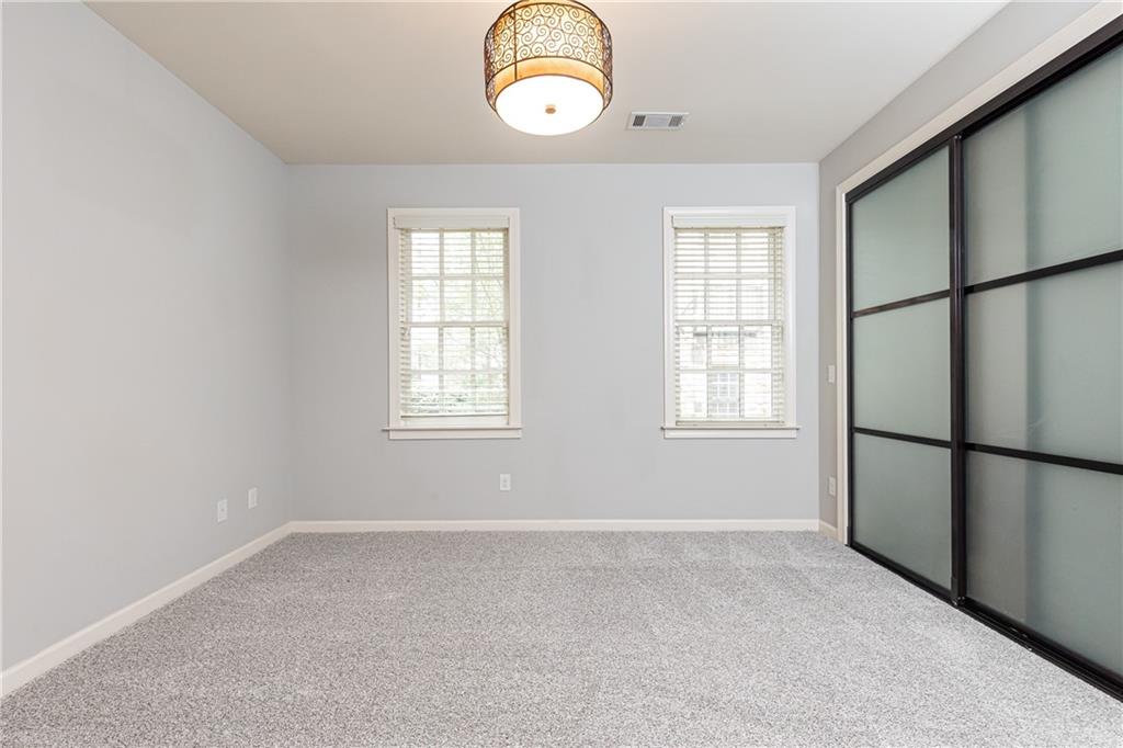 3664 Brookhaven Manor Crossing NE