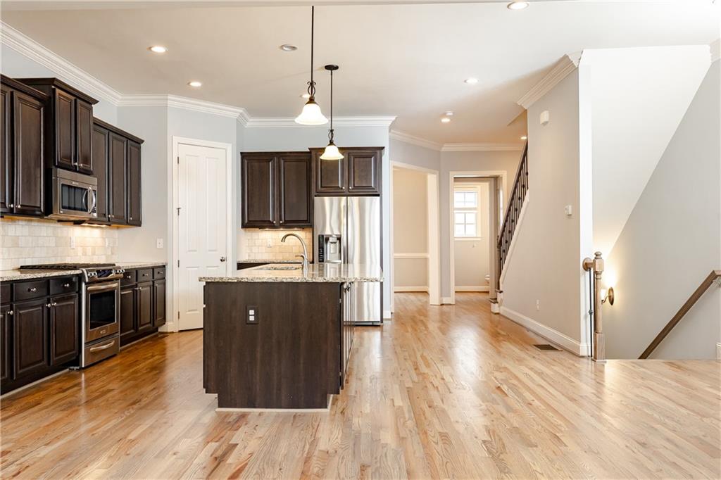 3664 Brookhaven Manor Crossing NE