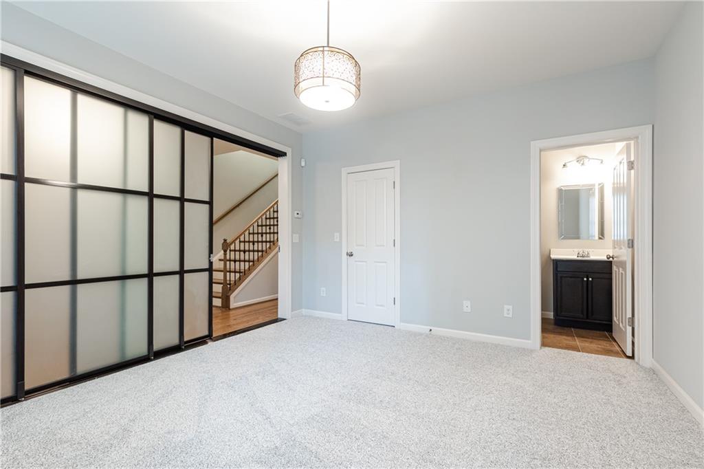 3664 Brookhaven Manor Crossing NE