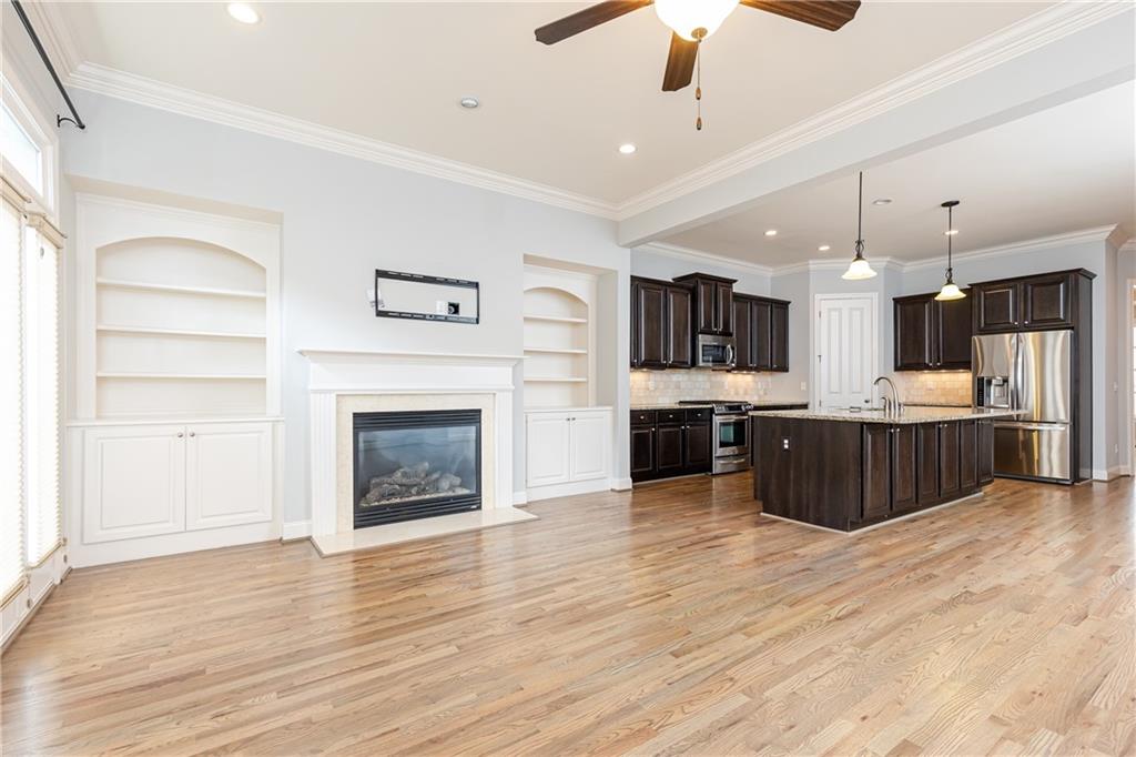 3664 Brookhaven Manor Crossing NE